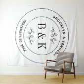 Bloemige Fun Monogram Trouw Koppel Naam Wandkleed (In Situ (horizontaal))