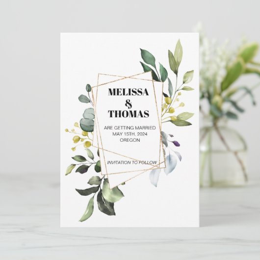 Bloemige groen uitnodiging om de datum te reserver (Staand voorkant)