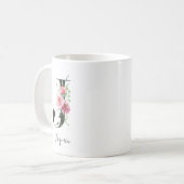 Bloemige Initiaal J Roze Rozen Bewerkbare Naam Koffiemok (Voorkant links)