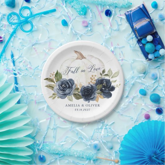 Bloemige marineblauwe pompoen bruiloft verliefd papieren bordje (Feest)