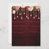 Bloemige Maroon Houten Rustieke Bruiloft Kaart (Achterkant)