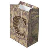 Bloemige monogram initiaal C Elegant gepersonalise Medium Cadeauzakje (Achterkant Gekanteld)