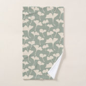 Bloemige saliegroen bad handdoek (Handdoek)