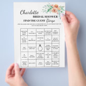 Bloemige Vind De Gast Bruidsbruiloft Bingo Flyer (Hand)