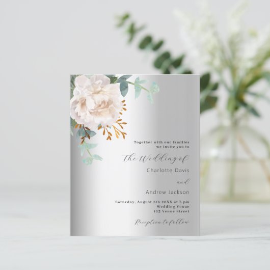 Bloemige zilveren groen wedding uitnodiging (Staand voorkant)