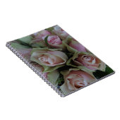 Bloemkool van roze groene Rozen Notitieboek (Rechterzijde)