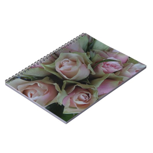 Bloemkool van roze groene Rozen Notitieboek (Linkerzijde)