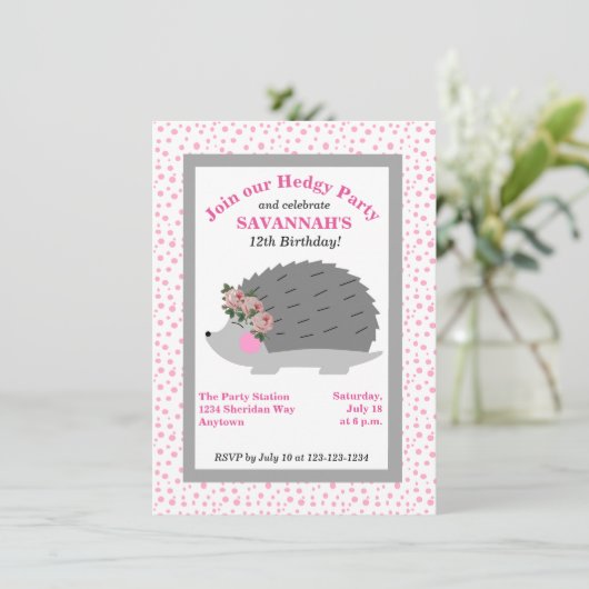 Bloemkrans Hedgehog Verjaardagsfeestuitnodiging Kaart (Staand voorkant)