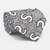 Bloemmonogram "S" Zwart-wit Tattoo Stropdas (Opgerold)