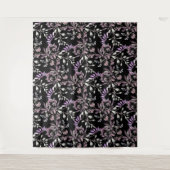 Bloemmotief Bloemen Paarse zwarte achtergrond Wandkleed (Voorkant)