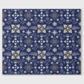 Bloemmotief in geel en wit op marineblauw cadeaupapier (Vlak)