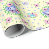  bloemmotief lichtgeel cadeaupapier (Rol Hoek)