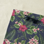 Bloempatroon Hibiscus Monogram Strandlaken (In situ)