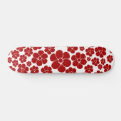 Bloempatroon in rood en wit persoonlijk skateboard (Horizontaal)