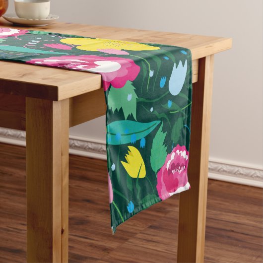 Bloempatroon met kleurrijk boeket. lange tafelloper (Voorbeeld)