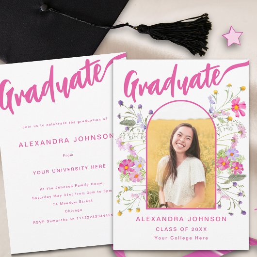 Bloemrijke Afstudeerfoto Roze Script Afstudeerfees Kaart