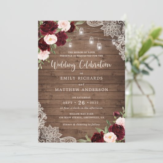 Bloemrijke Bourgogne Blush Kant Houten Slingerlich Kaart (Staand voorkant)