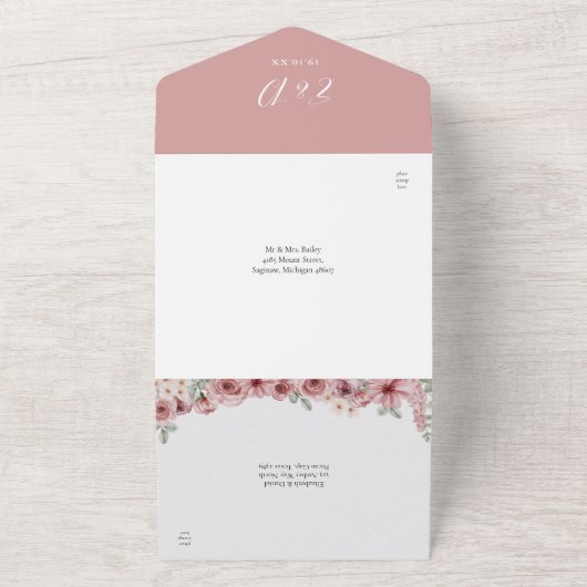 Bloemrijke kalligrafie script stoffige roze bruilo all in one uitnodiging (Buitenkant)