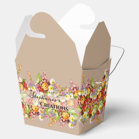 Bloemrijke Lente Bloemen Sleutelbloem Taupe Profes Bedankdoosjes (Geopend)