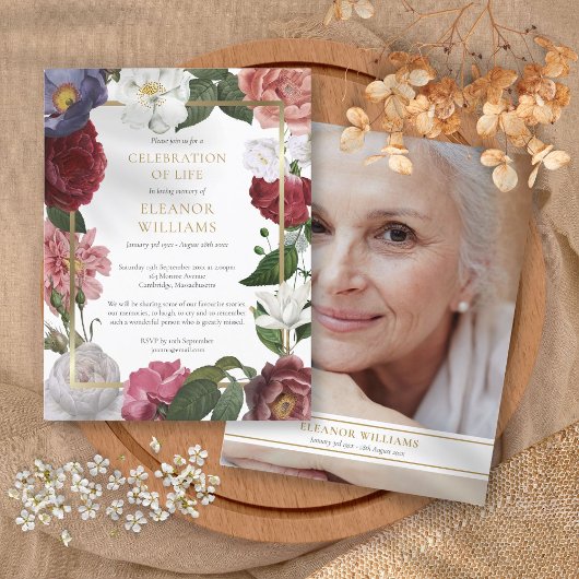 Bloemrijke levensviering graf foto aankondigingskaart
