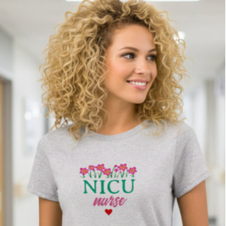 Bloemrijke NICU-verpleegster T-shirt