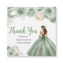 Bloemrijke Prinses in een Saliegroene Jurk Quincea