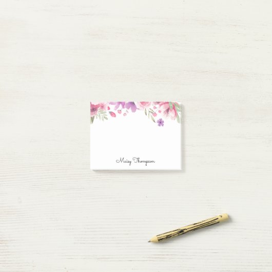 Bloemrijke rand scriptnaam post-it® notes (Op bureau)