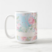 Bloemrijke Roze & Witte Rozen met Aangepaste Naam Koffiemok (Links)