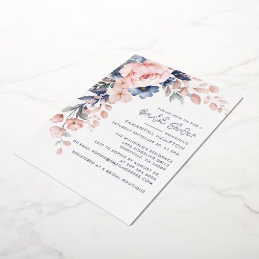 Bloemroze Botanisch Vrijgezellenfeest Zilver Folie Uitnodiging (Gedraaid)