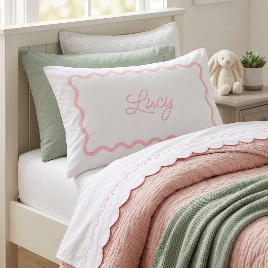 Bloemroze en Witte Gegolfde Scallop Frame Monogram Kussensloop