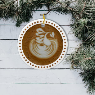 Bloemschikkende barista-kunst in latte keramisch ornament