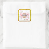 Bloemstuk "Beste moeder ooit"– Roze rozen & goud Vierkante Sticker (Tas)
