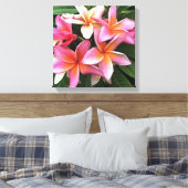bloesem met Bleek roze Frangipani Canvas Afdruk (Insitu (Slaapkamer))