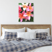 bloesem met Bleek roze Frangipani Canvas Afdruk (Insitu (Slaapkamer))