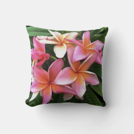 bloesem met Bleek roze Frangipani Kussen