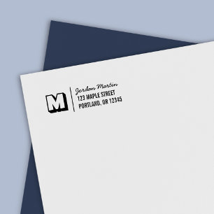 Blokkerig Monogram en Script Naam Retouradres Zelfinktende Stempel