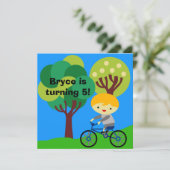 Blond Boy op uitnodiging van Bicycle Birthday (Staand voorkant)