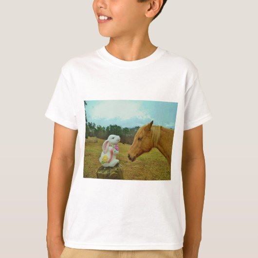 Blond geel paard en paashaas t-shirt (Voorkant)