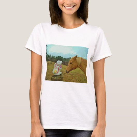 Blond geel paard en paashaas t-shirt (Voorkant)