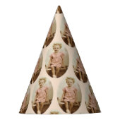  blond meisje in roze jurk pet feesthoedjes (Voorkant)