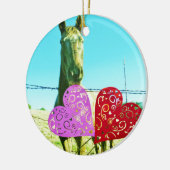 Blond paard en roze en rood hart keramisch ornament (Links)