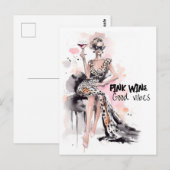 Blond vrouw in luipaard jurk met glas wijn briefkaart (Voorkant / Achterkant)