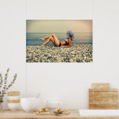 Blond vrouw op het strand poster (Keuken)