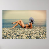 Blond vrouw op het strand poster (Voorkant)