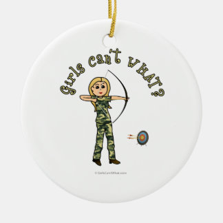 Blonde Archery in Camouflage Keramisch Ornament