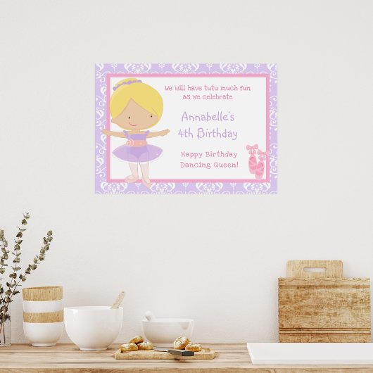 Blonde Ballerina & Paarse Damask Verjaardag Poster (Keuken)
