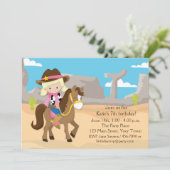 Blonde Cowgirl op paard, verjaardag Kaart (Staand voorkant)