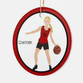 Blonde Girl Basketball Player in rood en zwart Keramisch Ornament (Links)