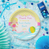 Blonde Girl Pool Party Papieren Bordje (Feest)