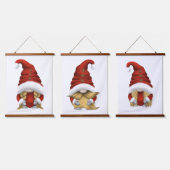 Blonde-Haired Christmas Gnome Family – Wood-Topped Hangend Wandkleed (Driedubbel)